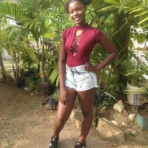 Meet your Posher, Ishauna